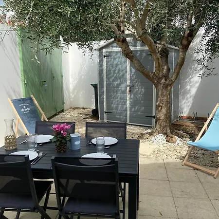Charming House With Garden In The Heart Of Martin * Saint-Martin-de-Re
