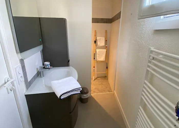 Charming House With Garden In The Heart Of Martin Vakantiehuis